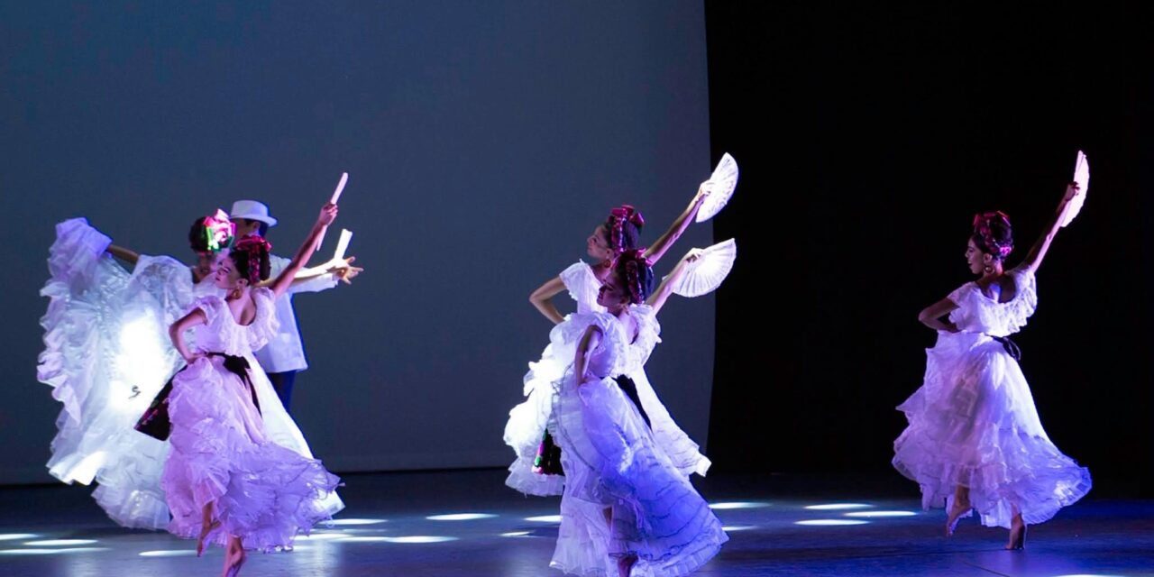 La muerte baila en Chapultepec: homenaje a Amalia Hernández en la isleta del lago
